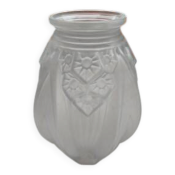 Art Deco vase made of opalescent moulded glass