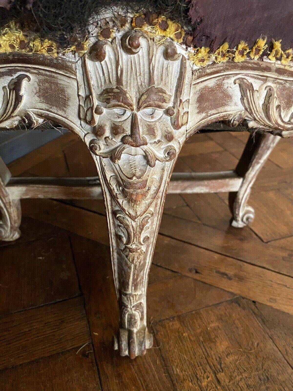 Late 19th century stool decorated with macaroons and claw feet