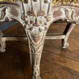Late 19th century stool decorated with macaroons and claw feet