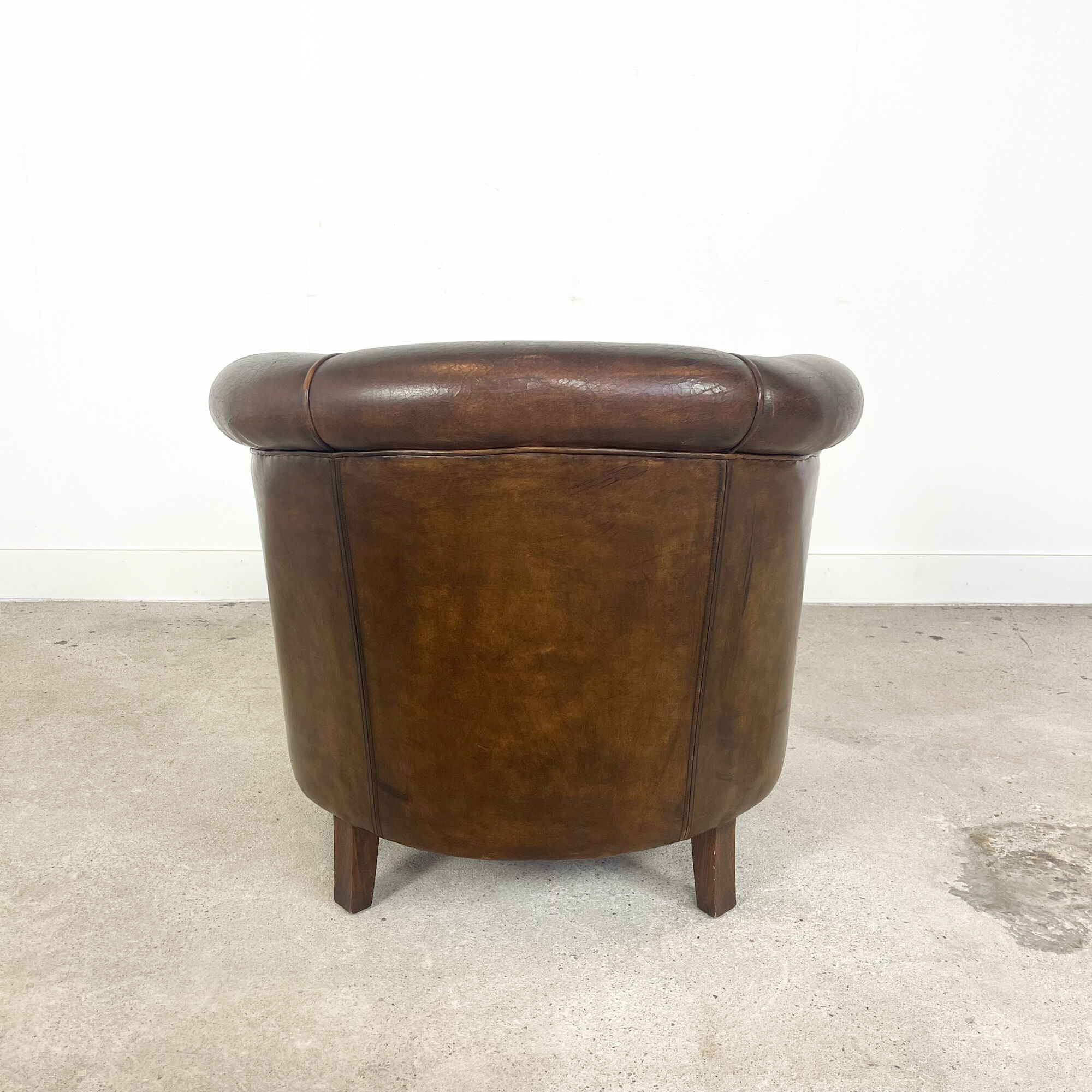 Vintage sheep leather club chair Assen
