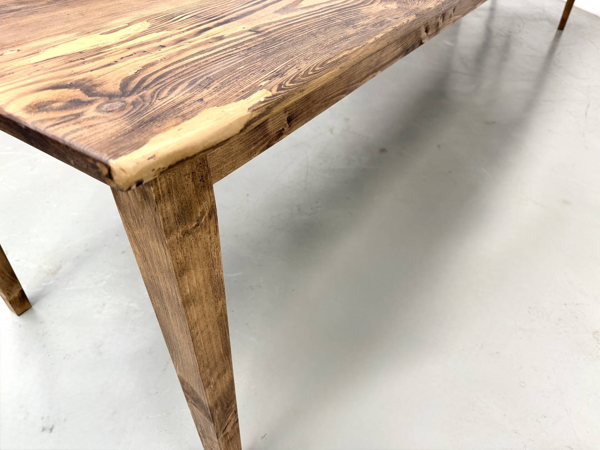 Large XXL Farm Table in Pine – Tapered Legs – L367 cm