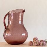 Biot pitcher