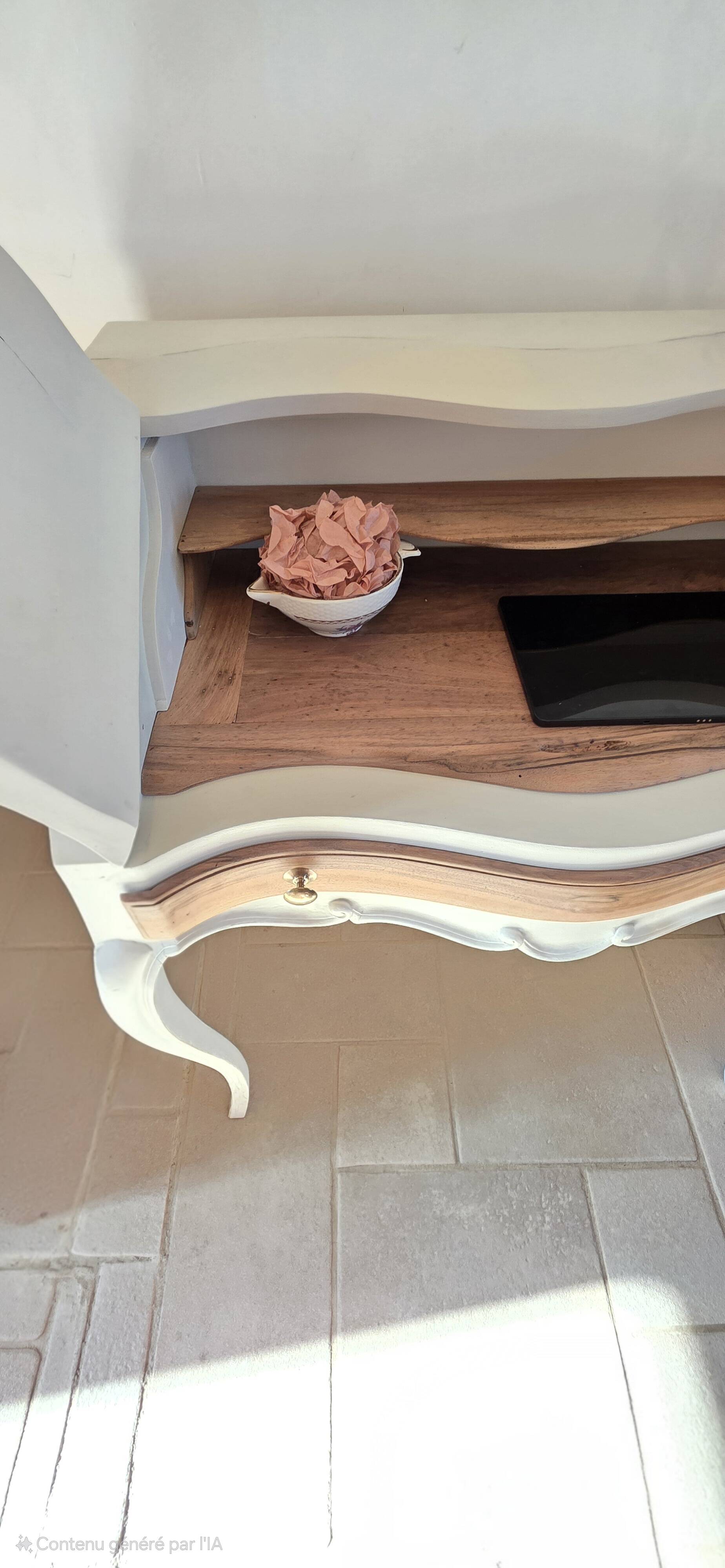 Rococo white foam wood secretary