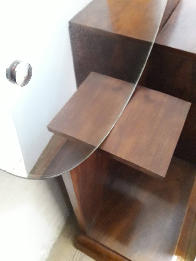 Art Deco dresser, solid walnut, veneer, 3 drawers, mirror.