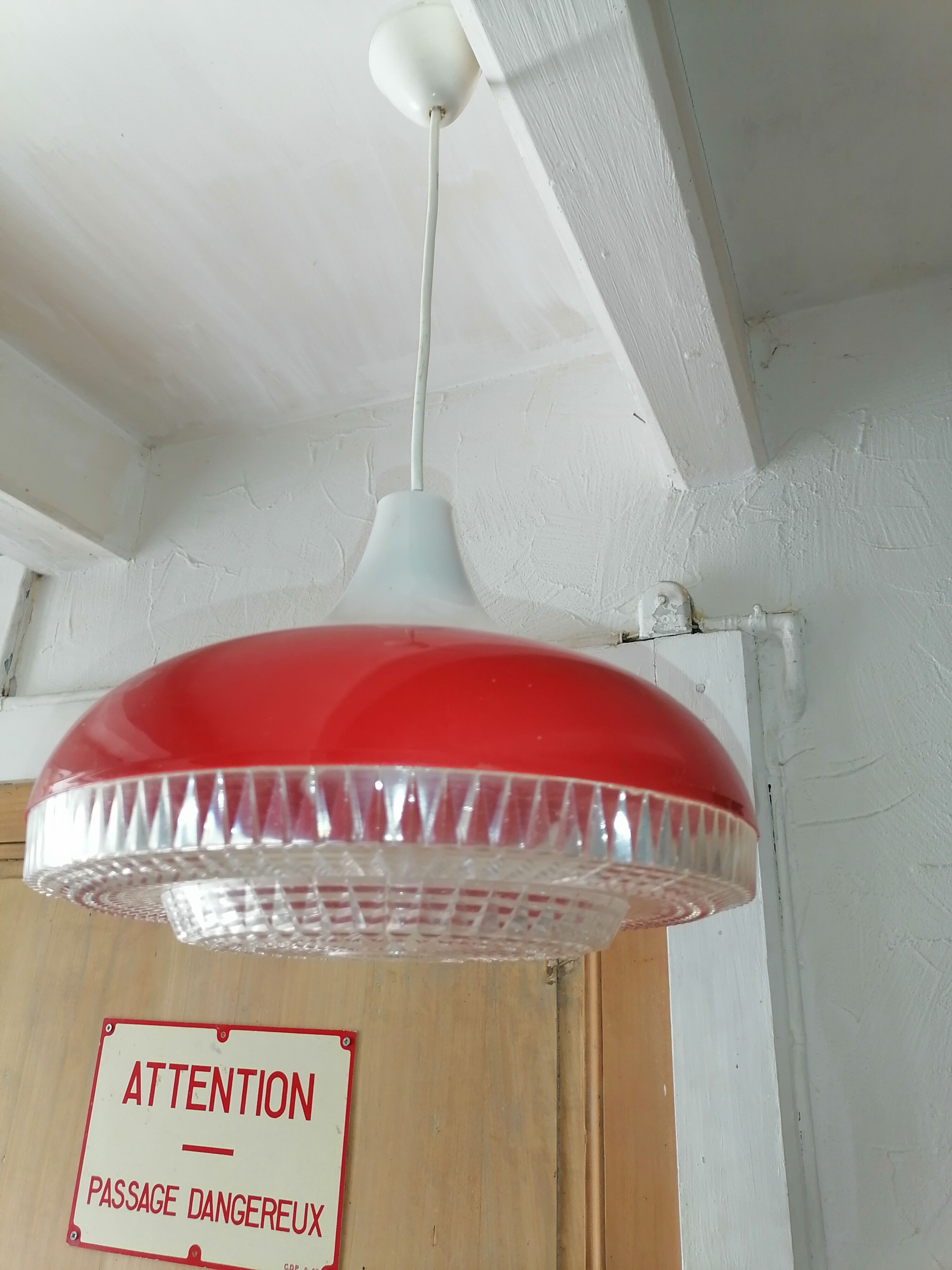 Ufo style suspension chandelier spage age 1970