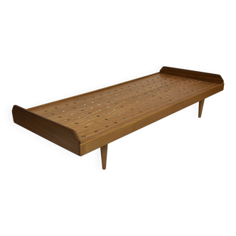 Vintage daybed 1960s minimalist design in Teak wood