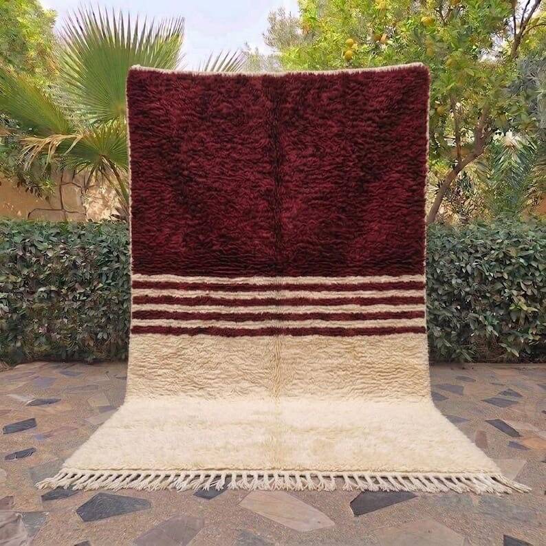 Handmade traditional Berber rug size 2/3 m