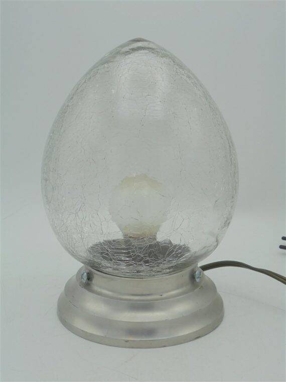 Cracked glass lamp