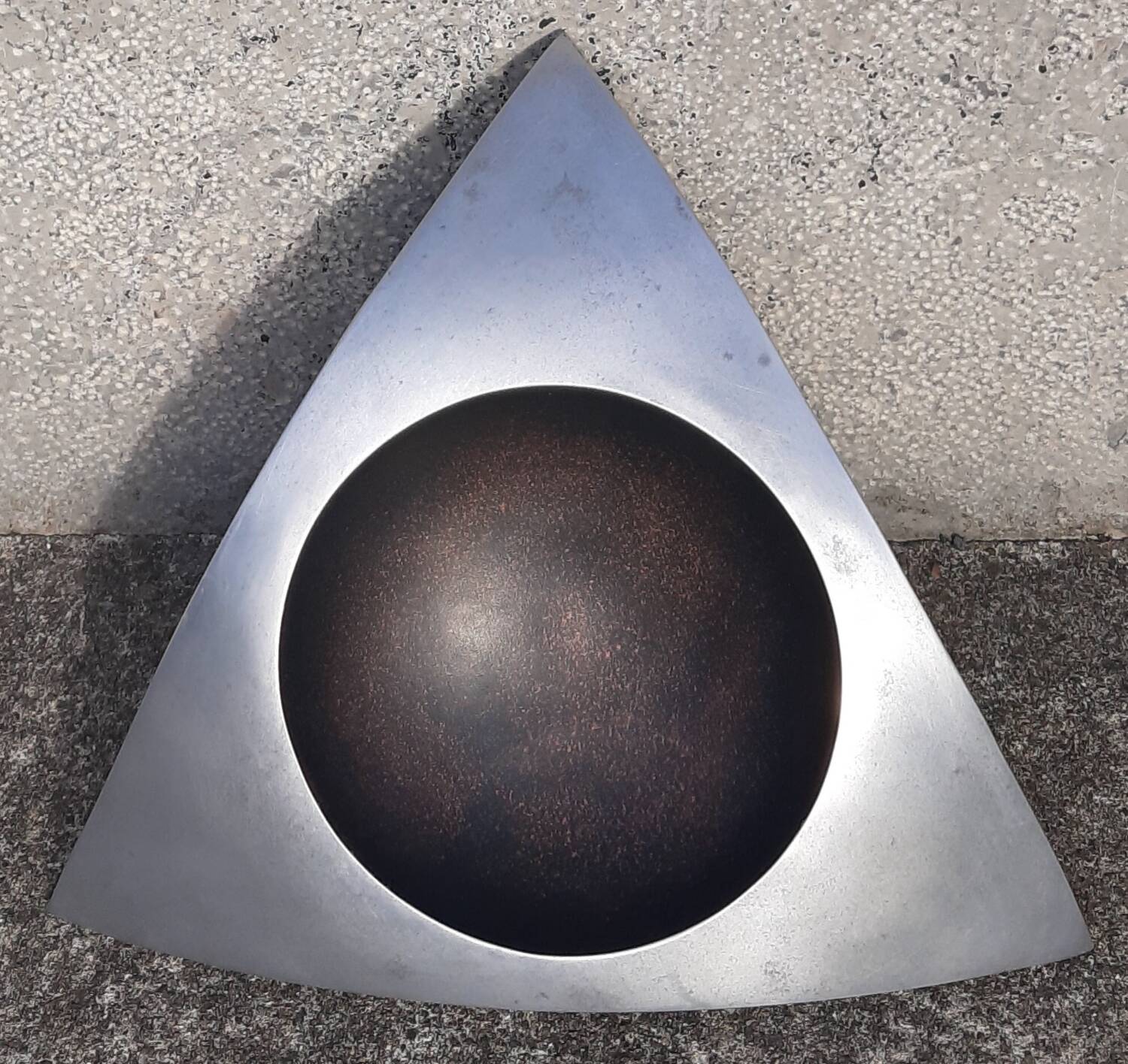 Cast aluminum ashtray or pocket emptier