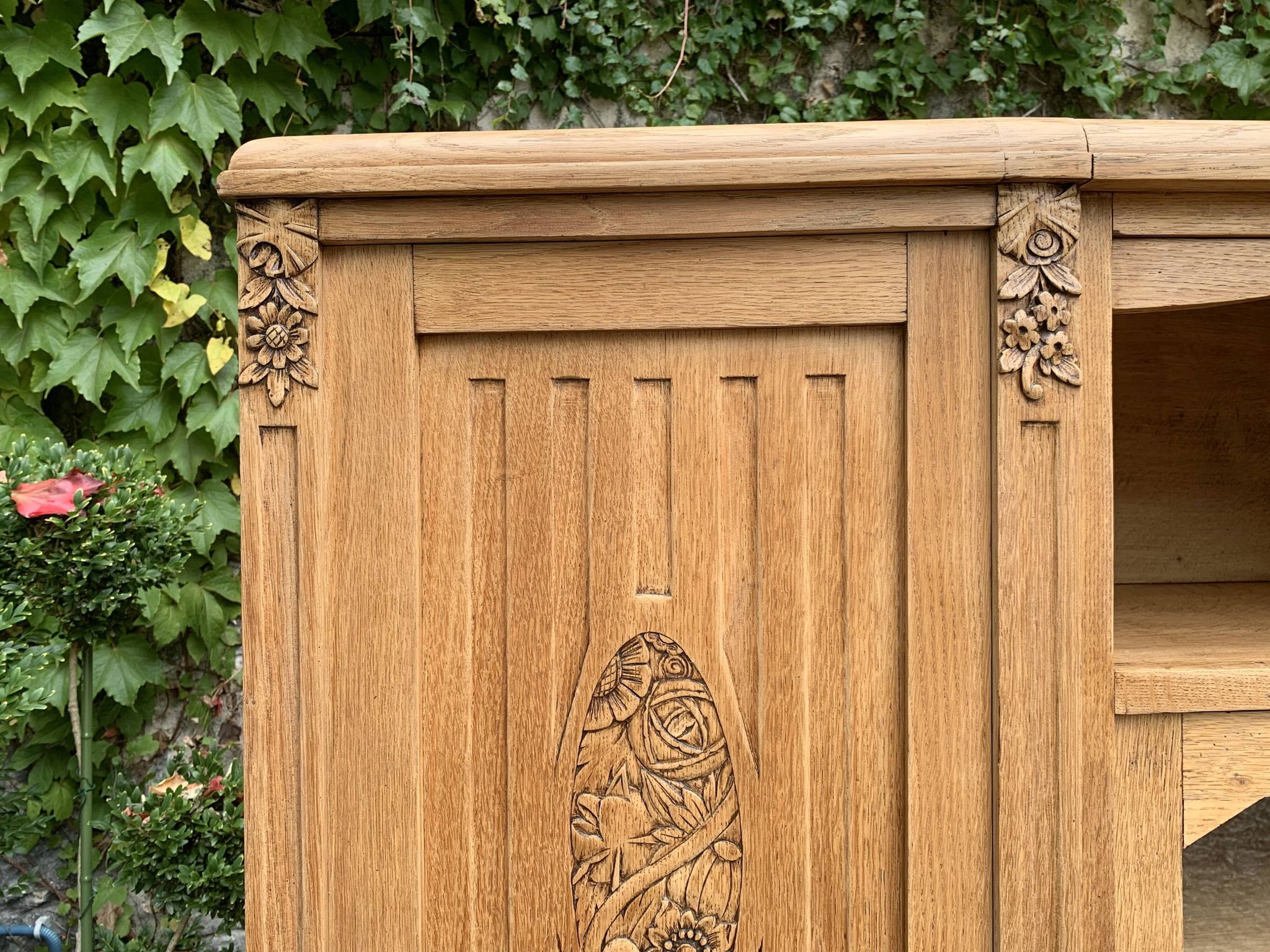 Asymmetrical Art Deco glass-fronted Parisian wardrobe in raw oak, 1930.