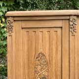 Armoire parisienne vitrée Art Déco asymétrique en chêne brut, 1930