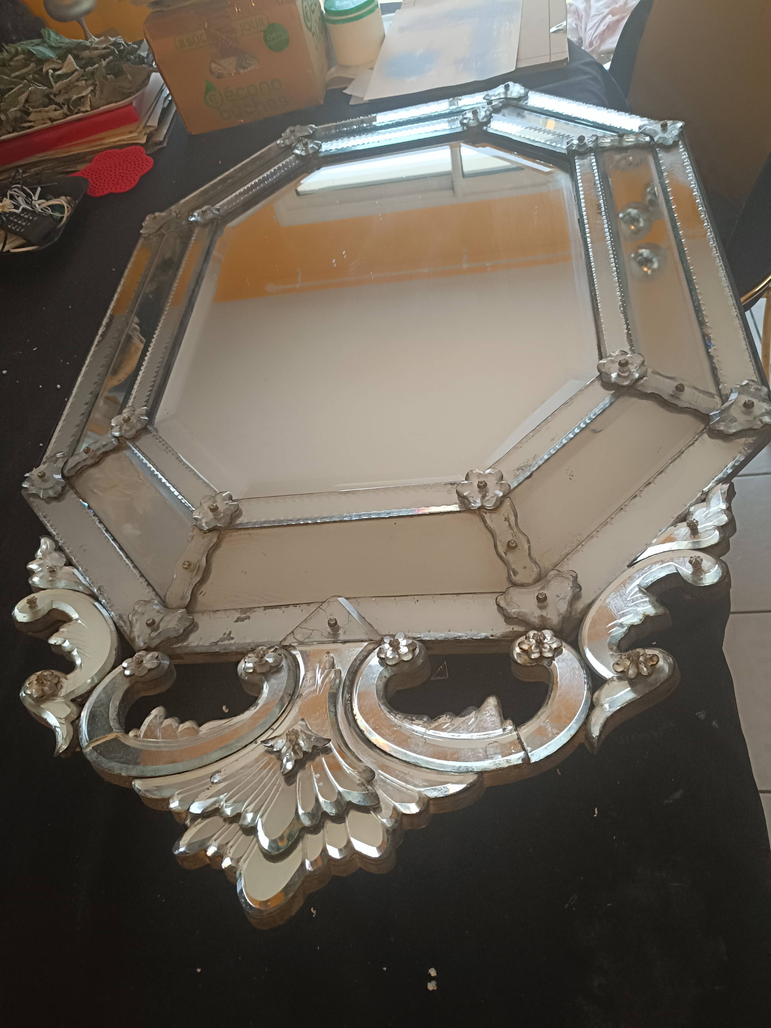 Large octagonal Venetian Murano mirror. Early 19th century