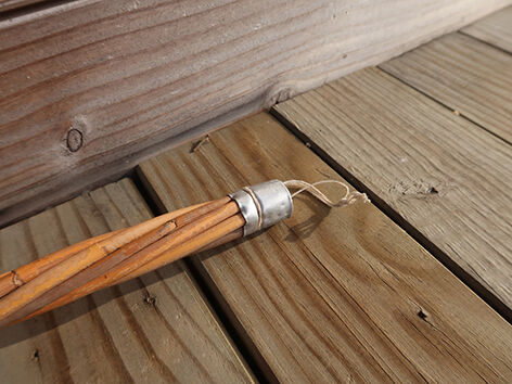 Tapette / Carpet racket