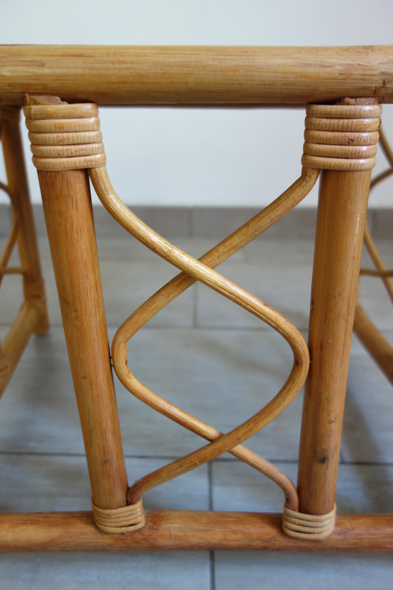 Paire de tables basses en rotin