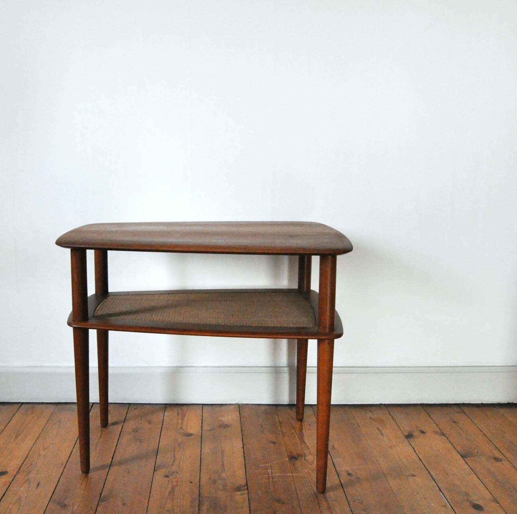Danish Modern lamp table of solid teak by Hvidt & Mølgaard, Denmark 1950s