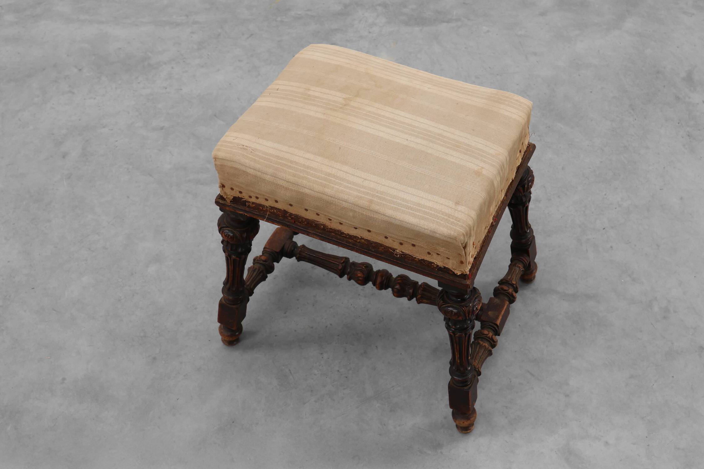Baroque 19th century oak stool in Louis XV style, France