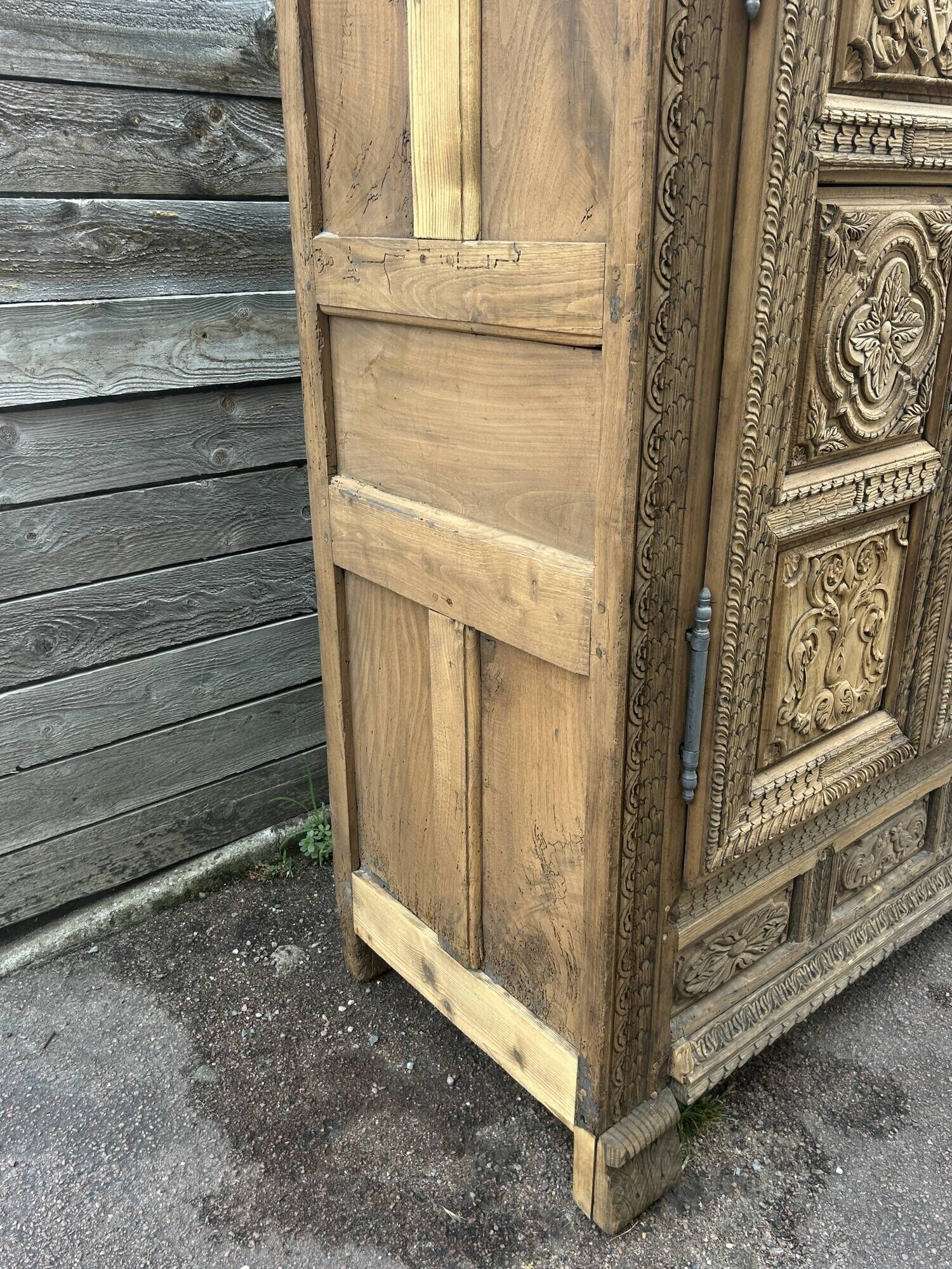 Louis XIV Style wardrobe, two doors, in oak