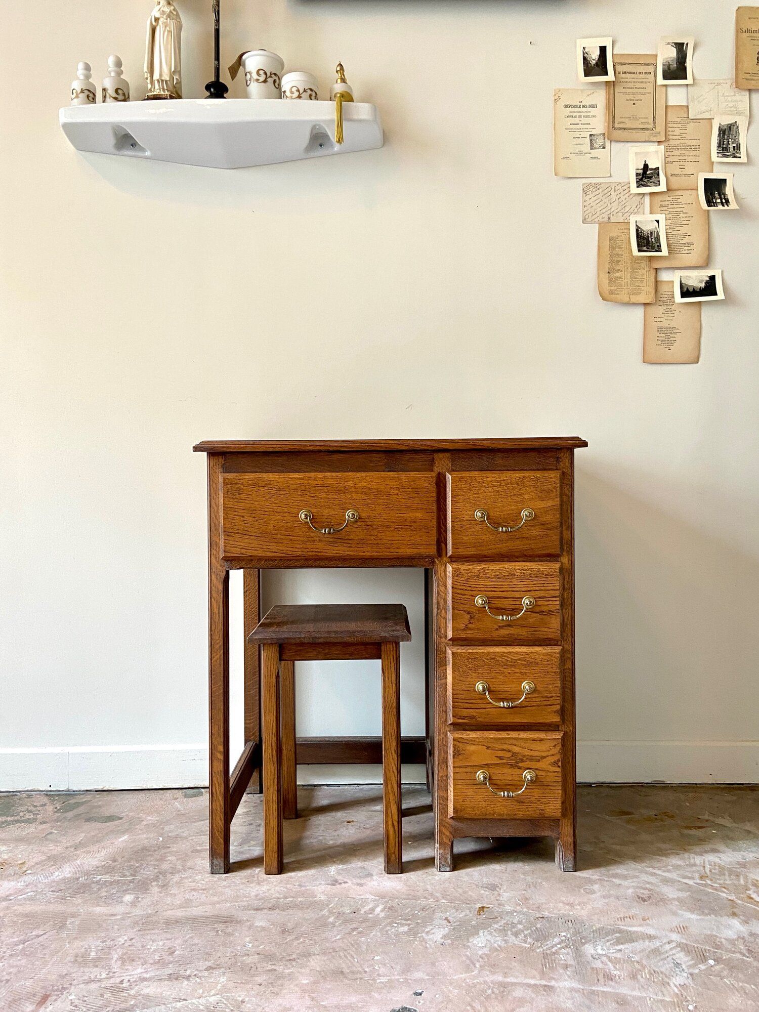 Desk 5 drawers and stool in dark ☐ wood 72 x 40 cm