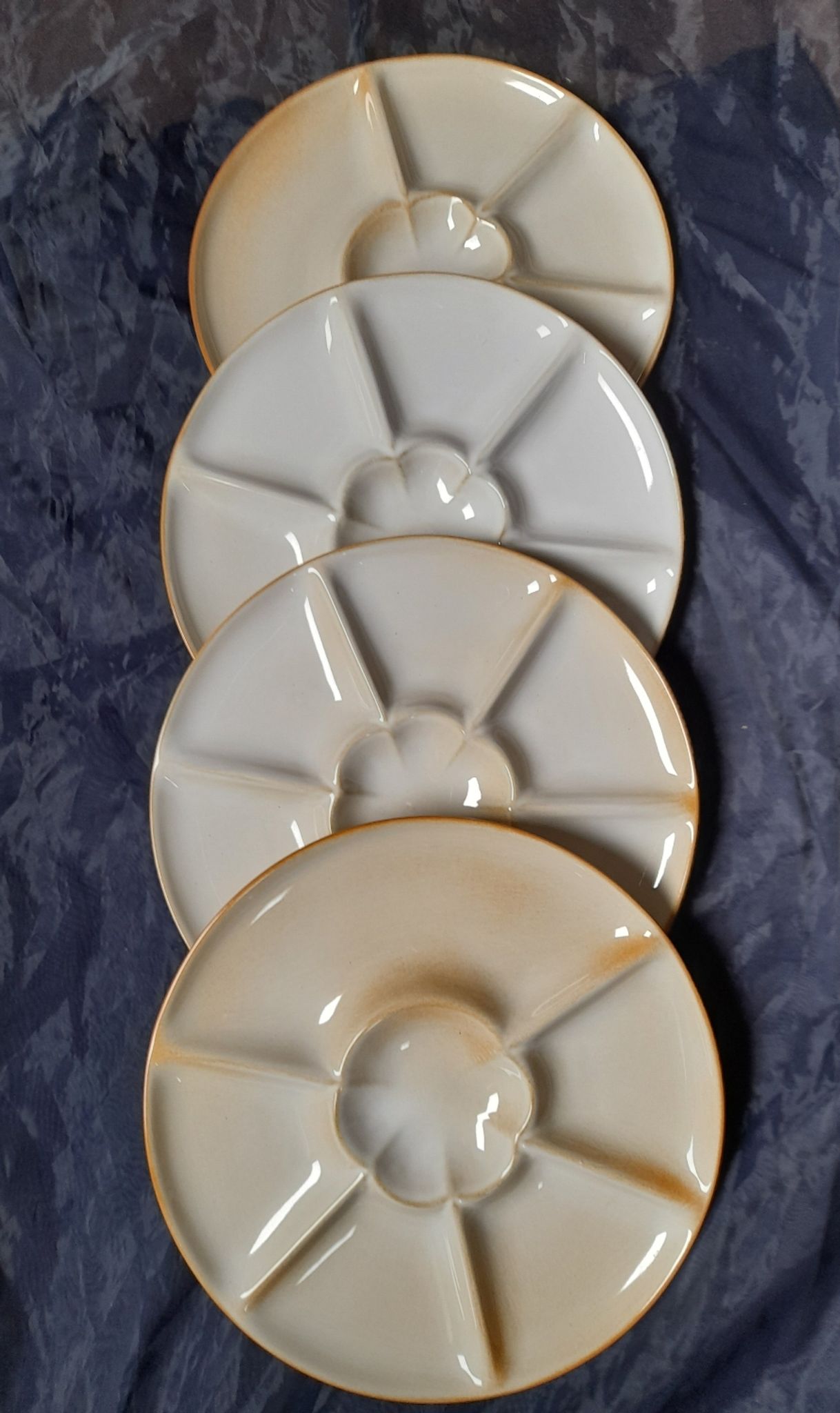 set of 4 compartmentalized fondue plates, white glazed stoneware - de Montgolfier / France
