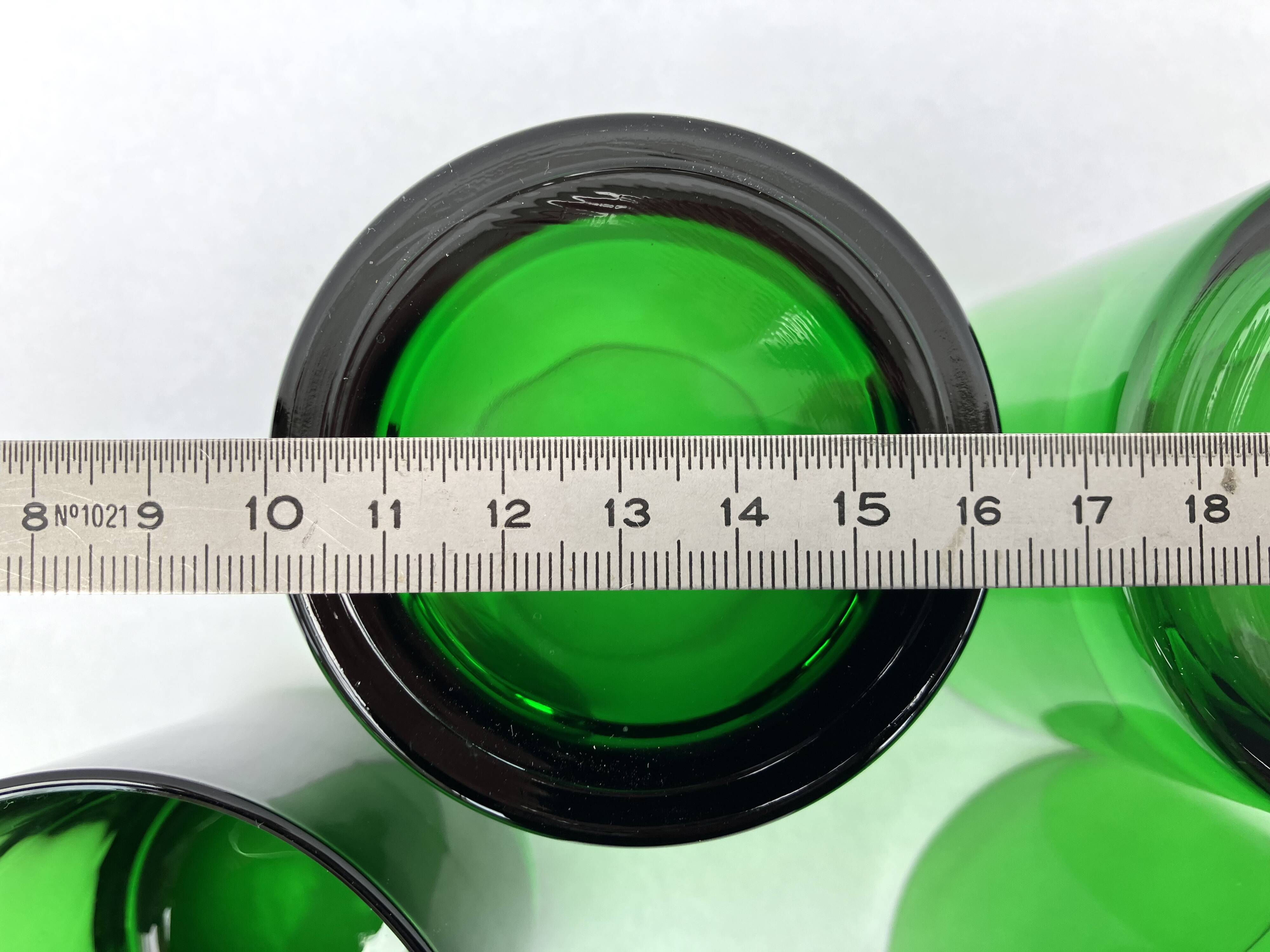 4 emerald green glass tumblers, 1970