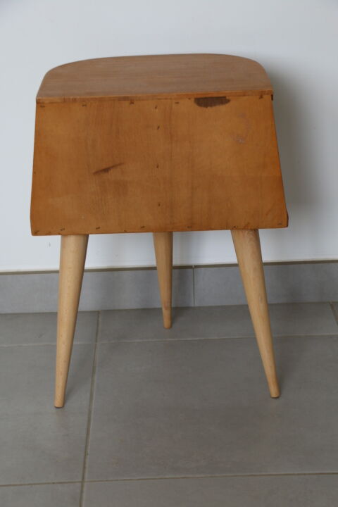 Oak-plated tripod bedside table 1950