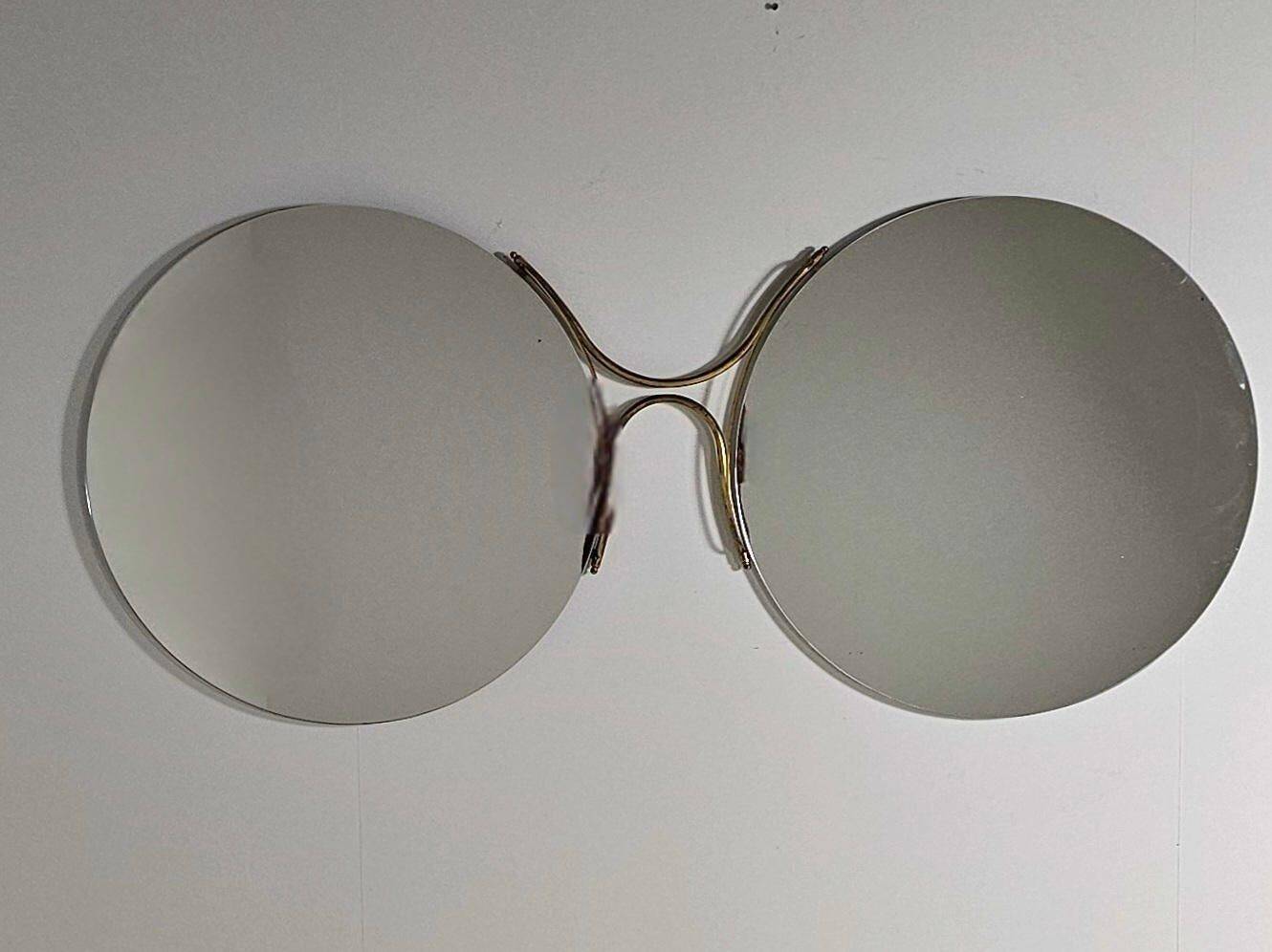 Large modern Italian wall mirror from the mid-20th century.