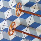 Paire de bâtons de skis vintage en roseau 141 cm