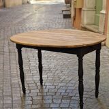 Shuttered table