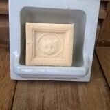 Wall-mounted wall soap door with built-in vintage ceramic