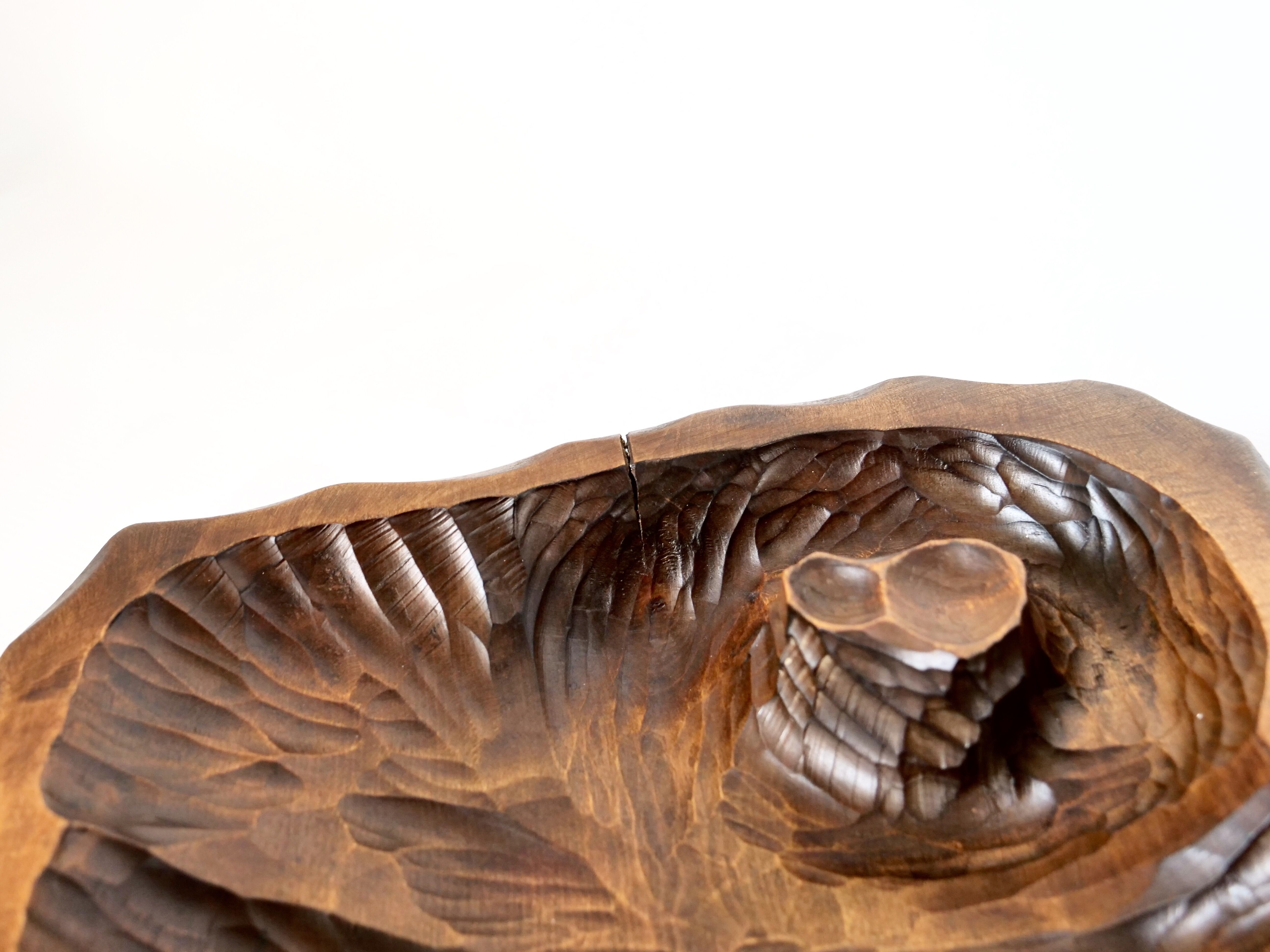 Brutalist dish in vintage gougé wood