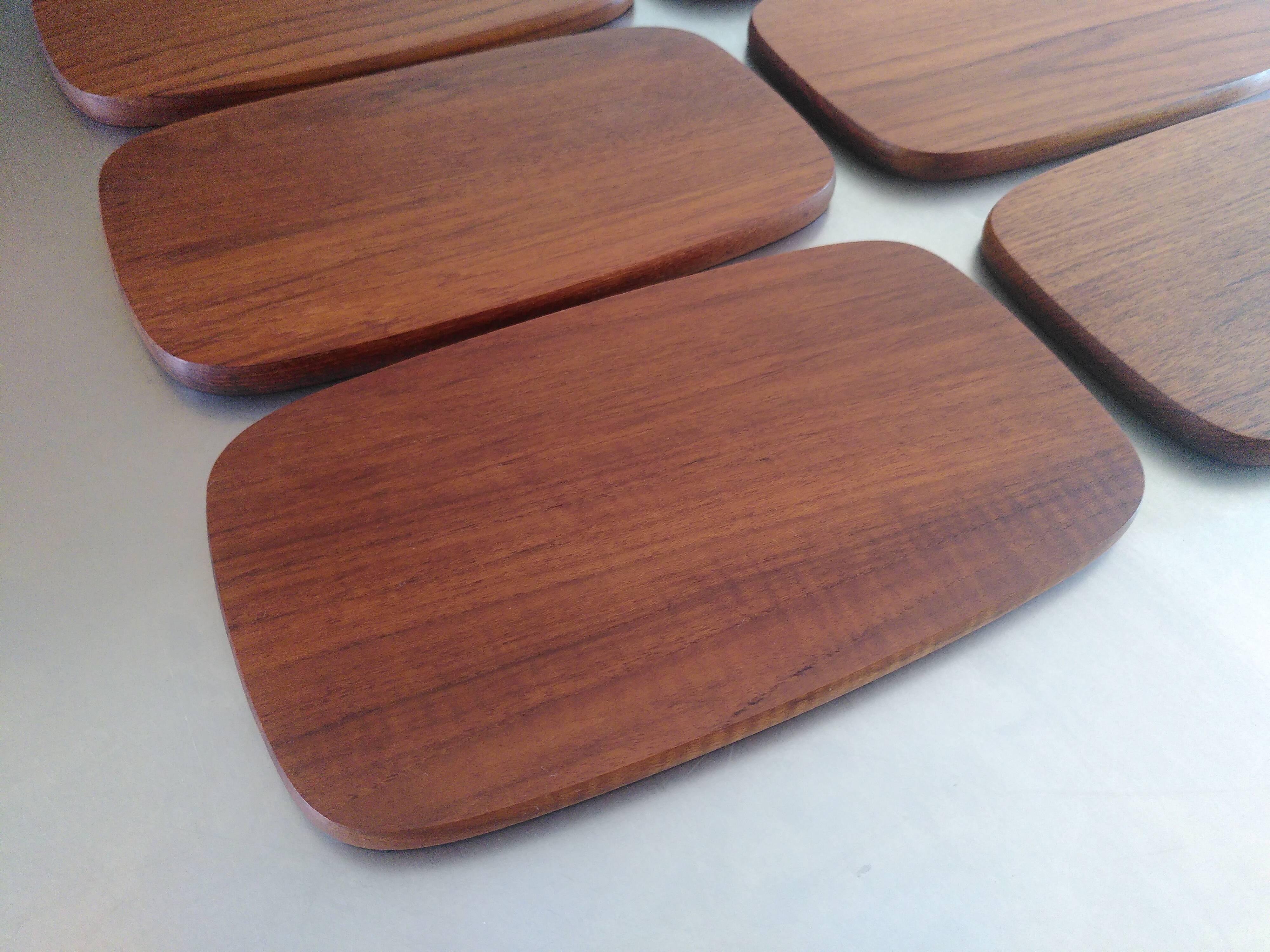Toast boards/plates or teak breakfast, Scandinavian style