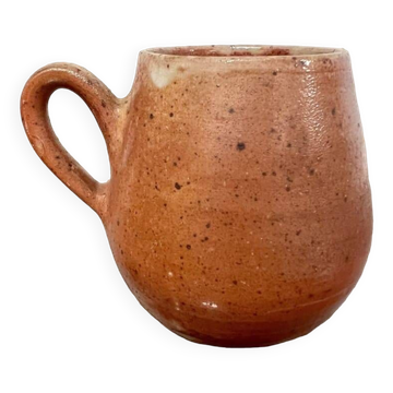 Glazed ceramic vase with handle