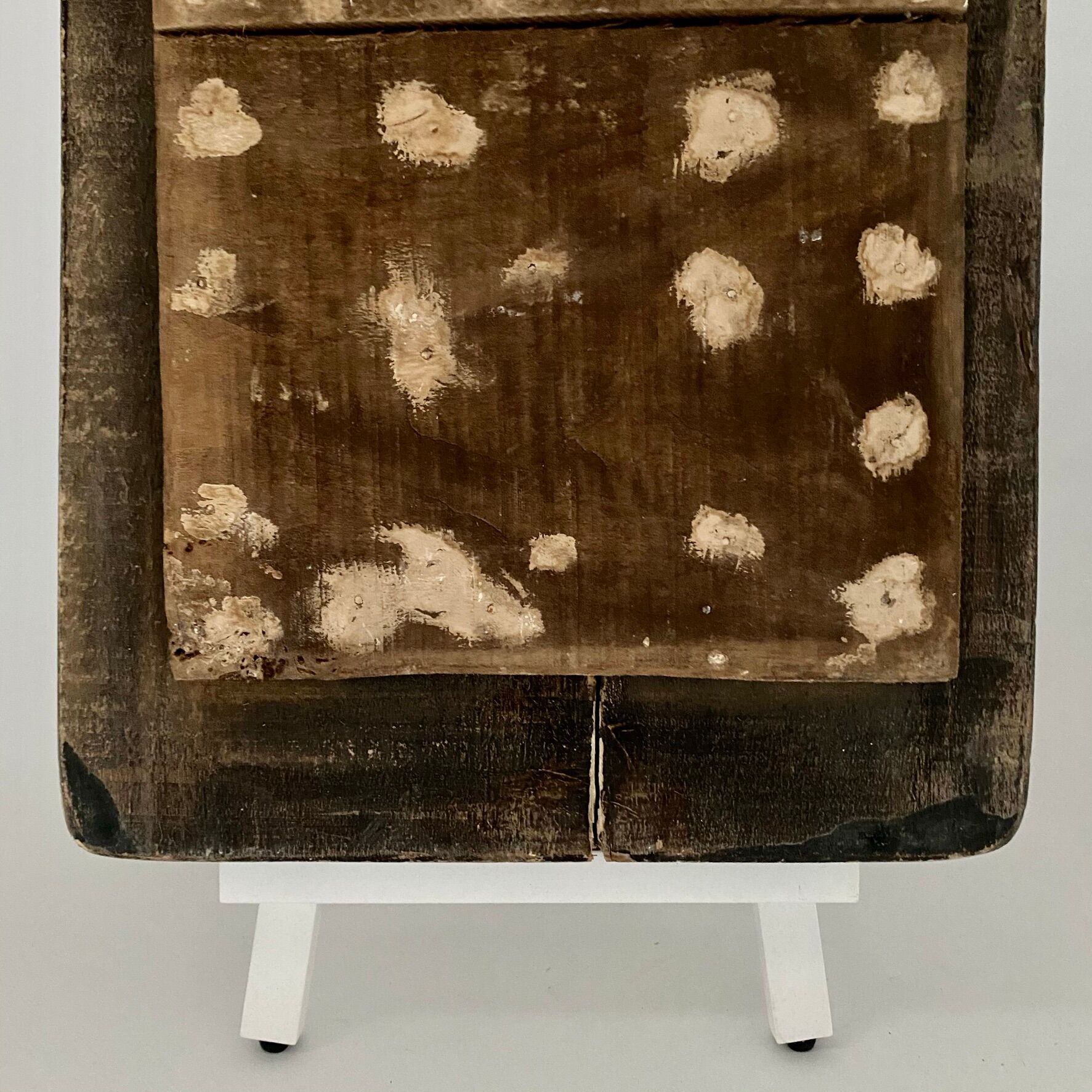 Wood mirror, popular art