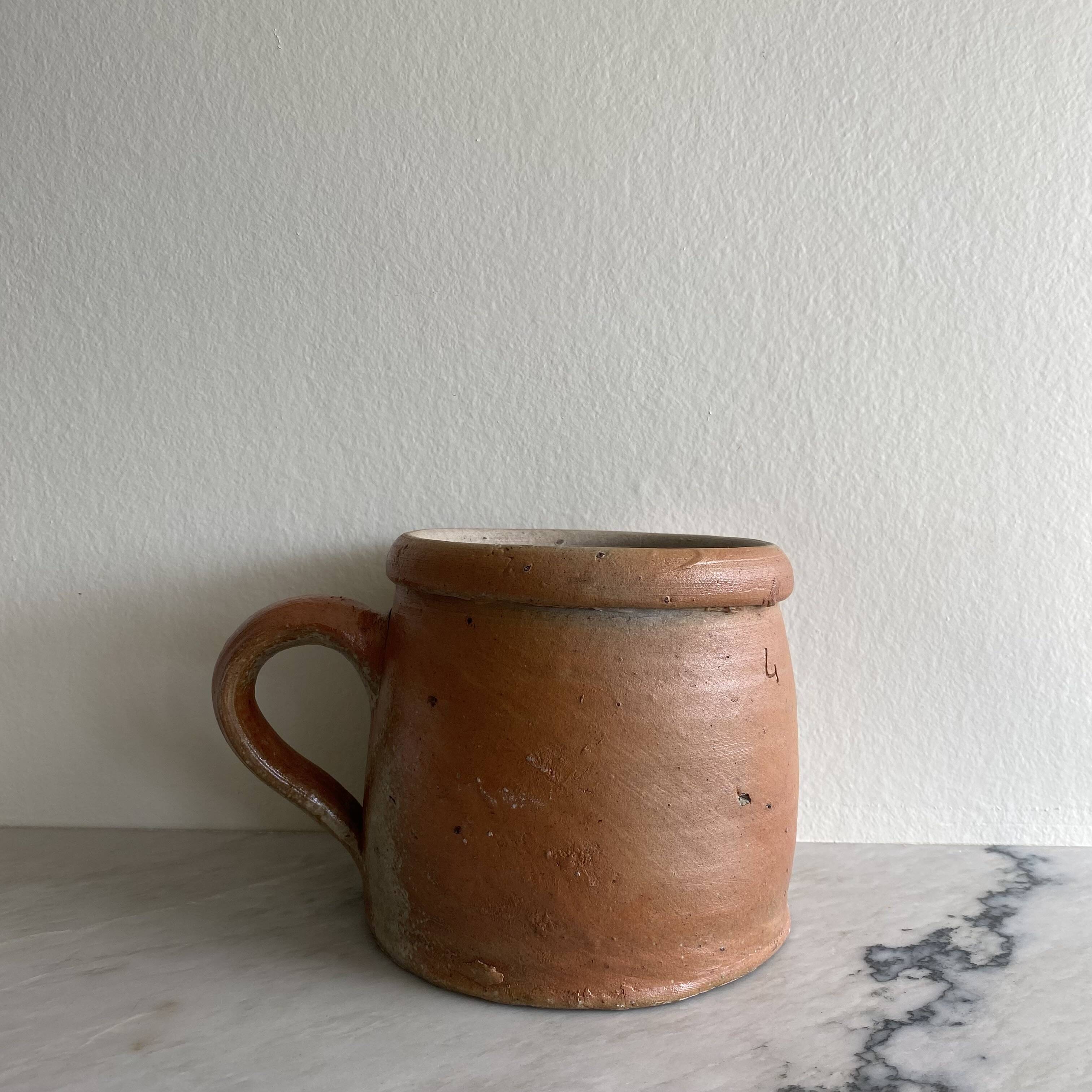 Stoneware pot