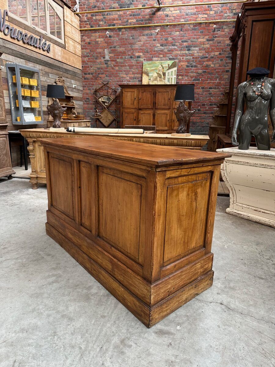 Shop counter early 20th century