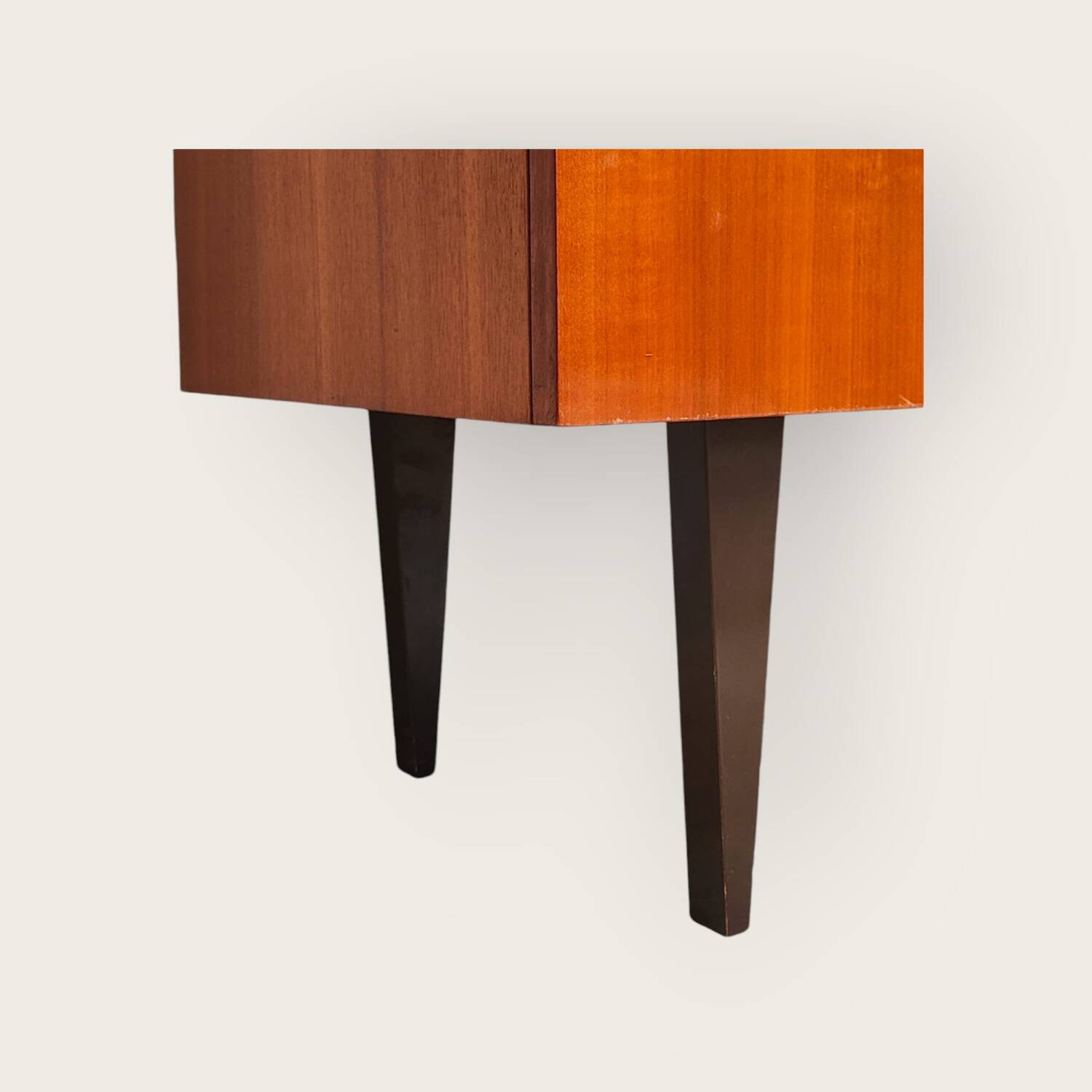 Teak veneer sideboard, mid-20th century