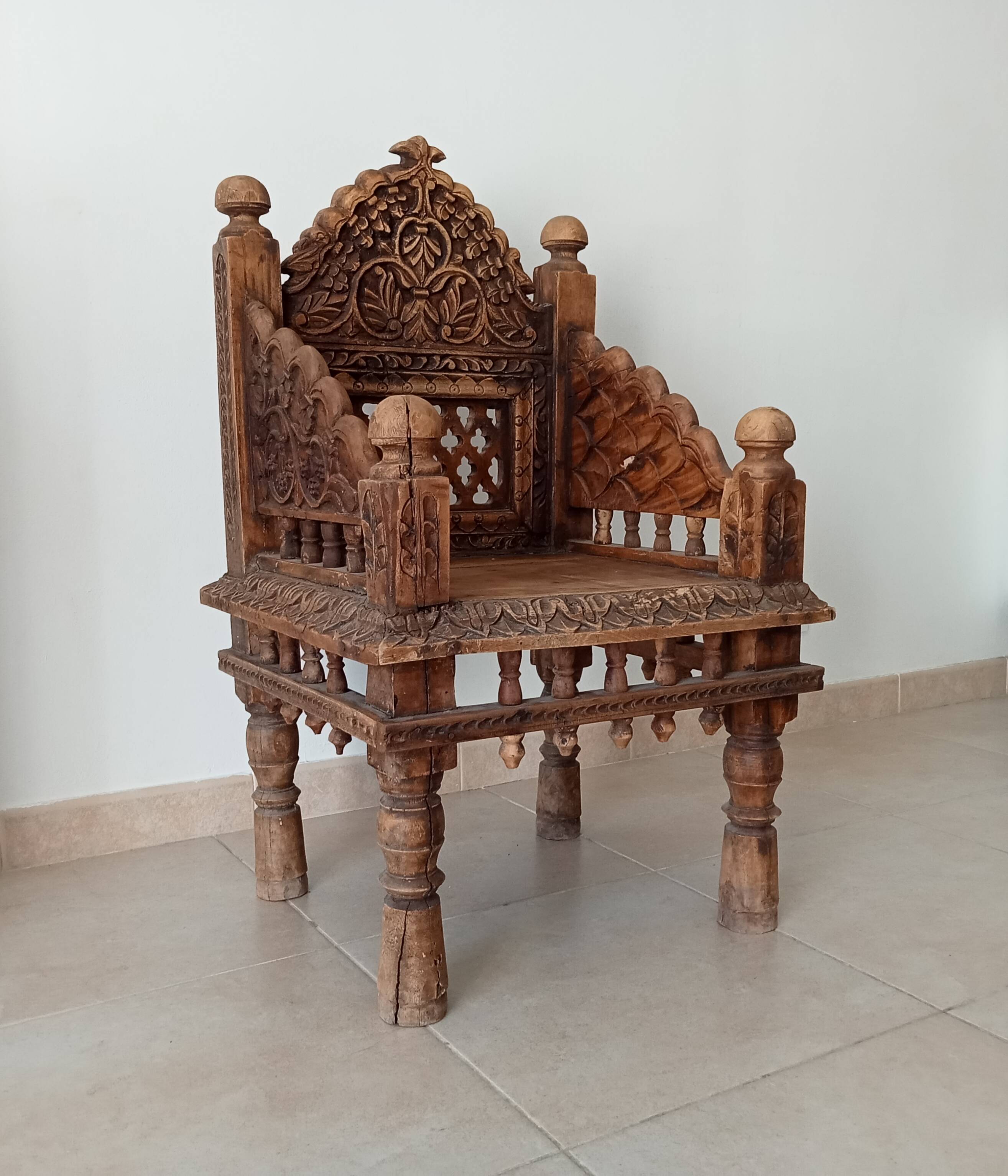 Fauteuil ancien Pidha Num2 Radjastan XIXeme en Palissandre massif