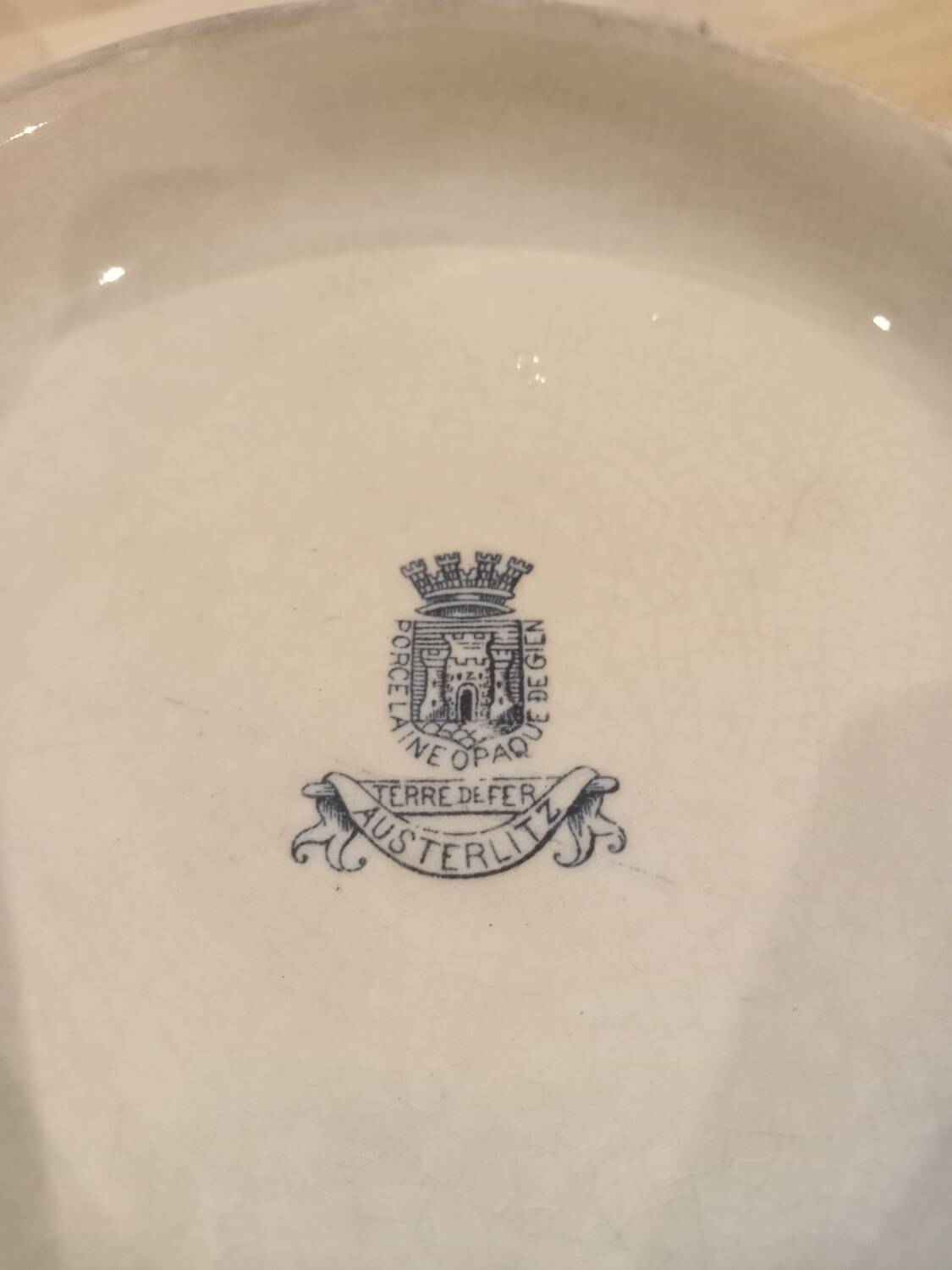 GIEN Iron Earth Soup Tureen