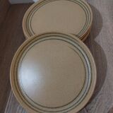 Stoneware plates