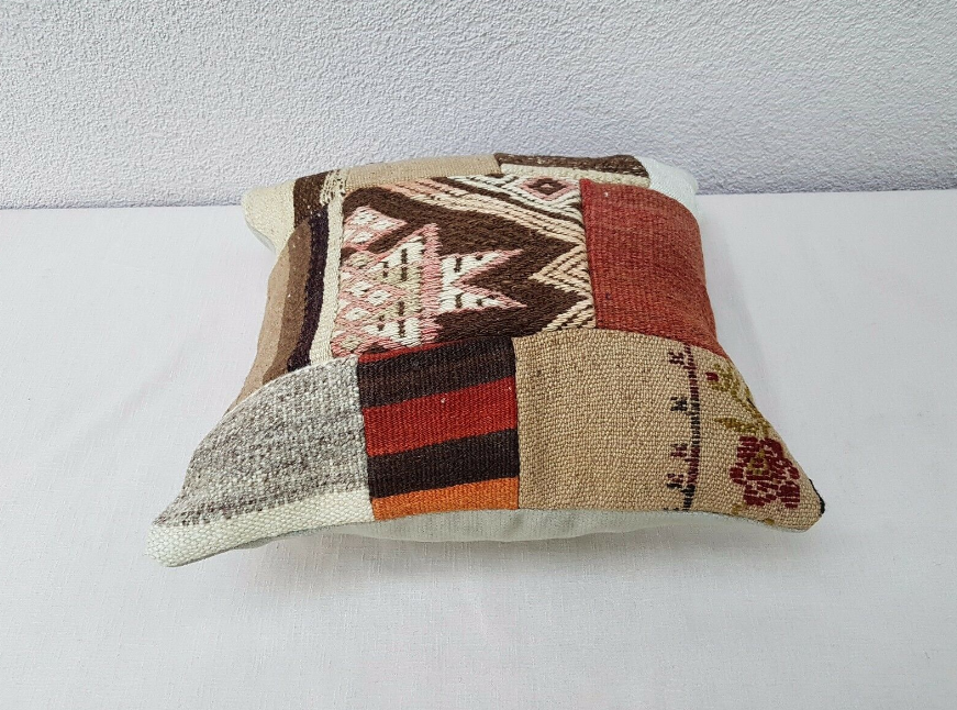 Handmade Turkish Kilim Pillow (40 x 40 Cm)