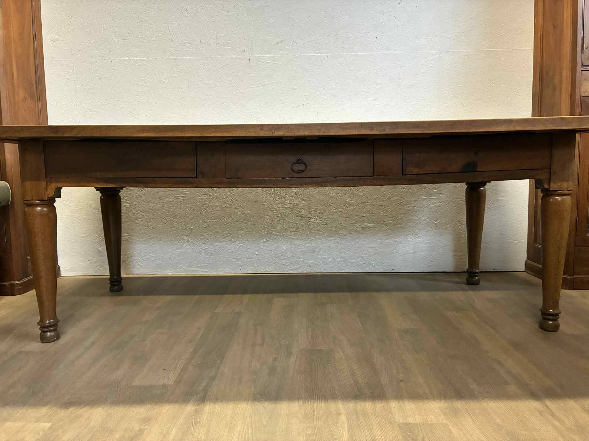Oak and walnut table