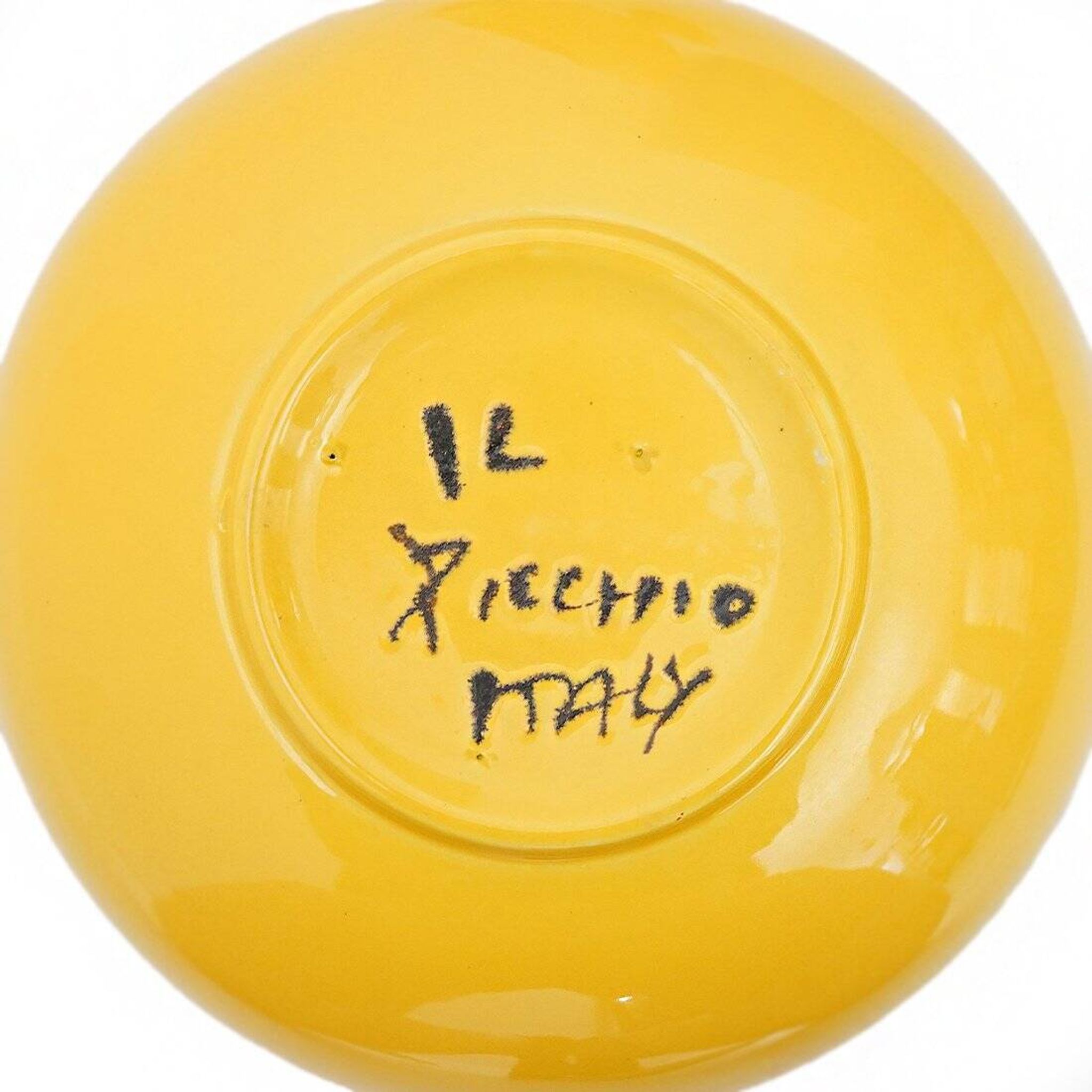 Yellow ceramic vase with lid by Enzo Bioli for Il Picchio, 1970s.
