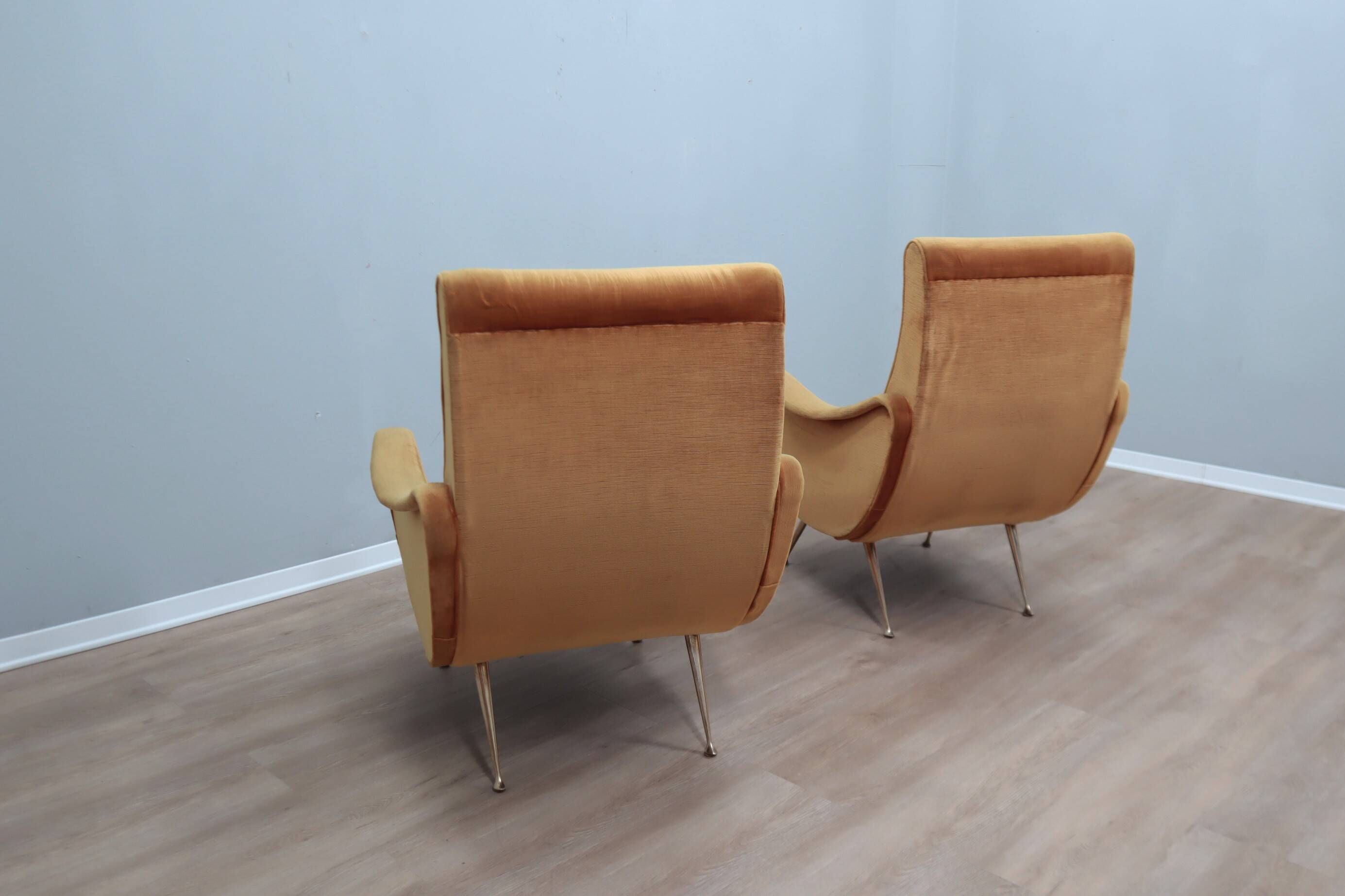 Fauteuils en velours style Lady du milieu du siècle des années 1960