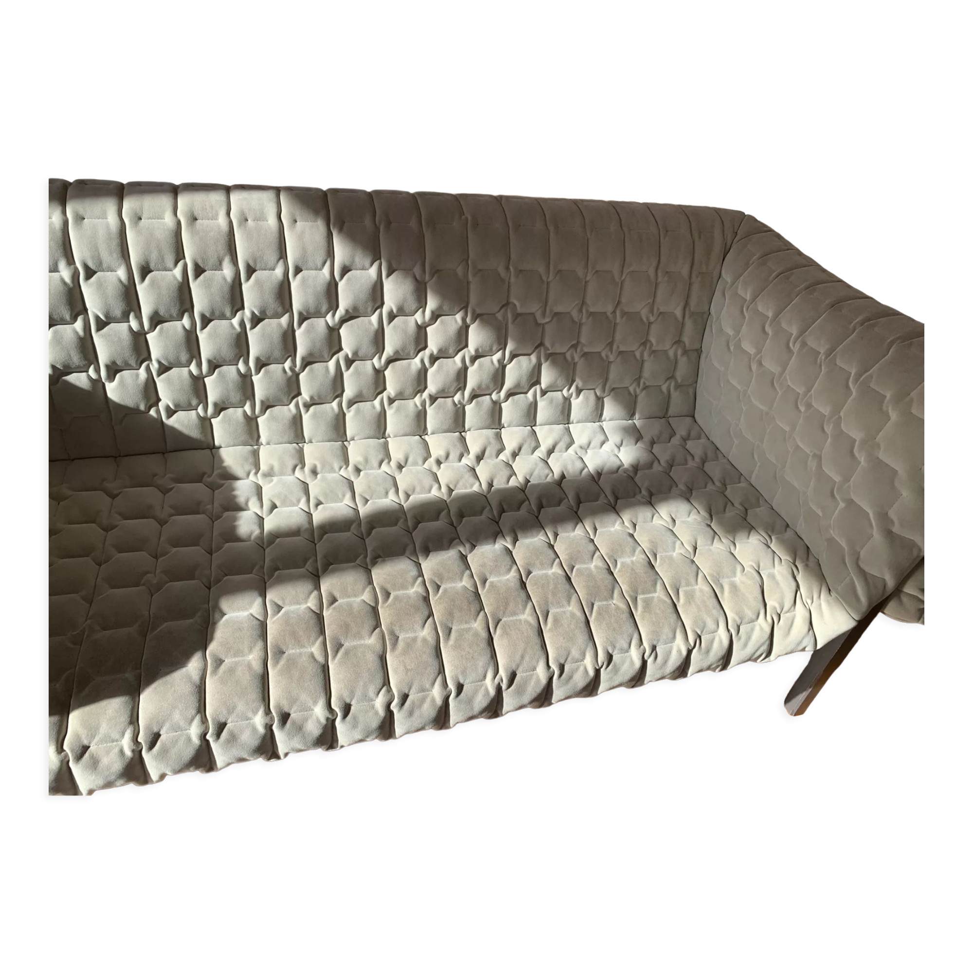 Ruche sofa by Inga Sempé Ligne Roset