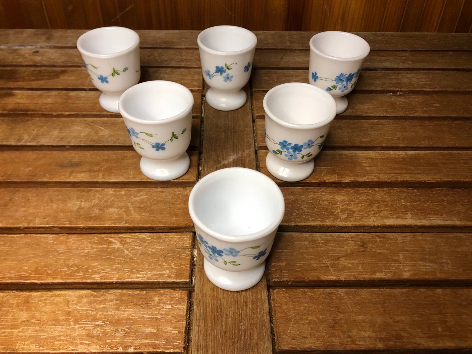 Set of 4 white opaline glass egg cups blue flower decor france vintage #a519