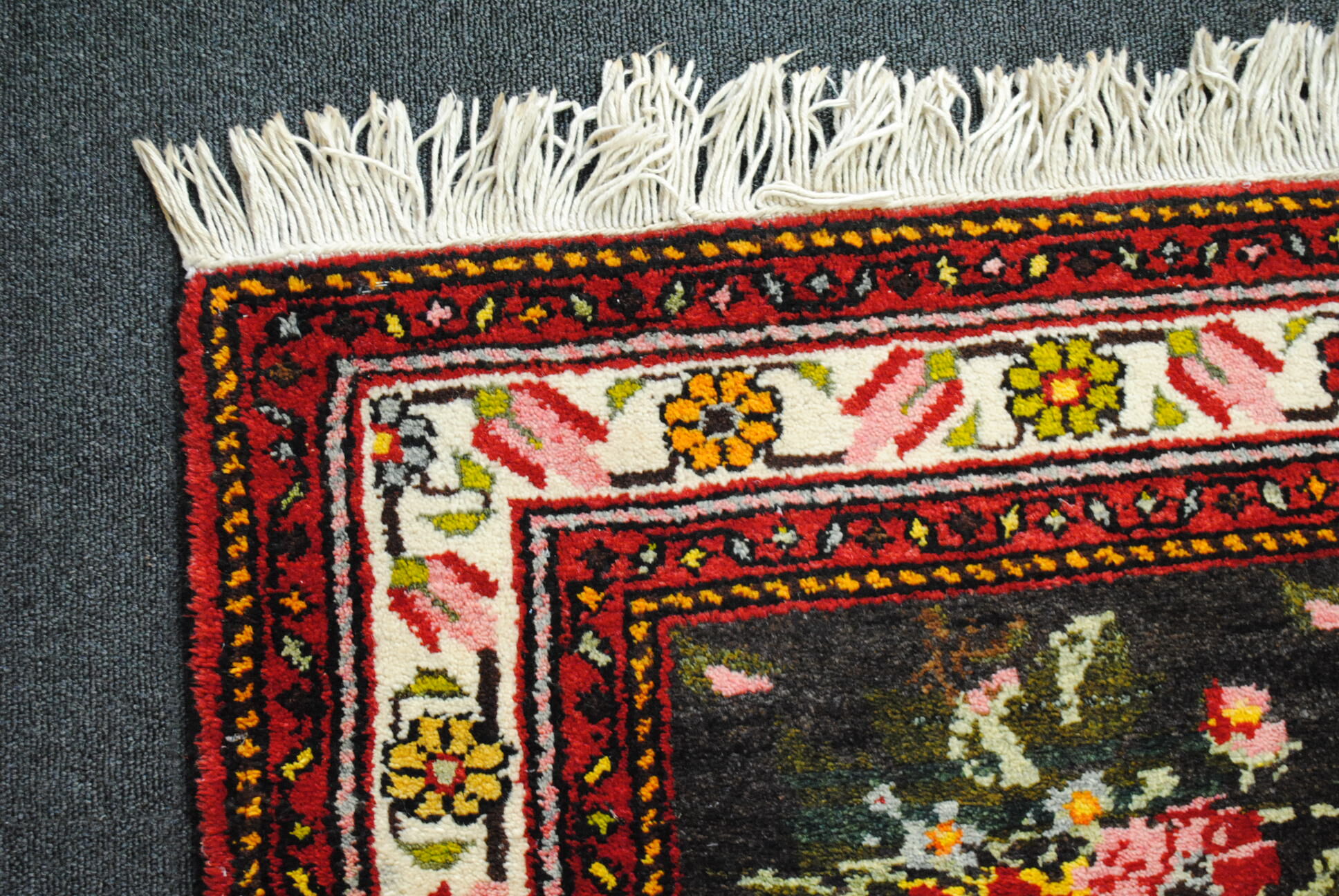 Carpet persian knotted hands 208x134cm