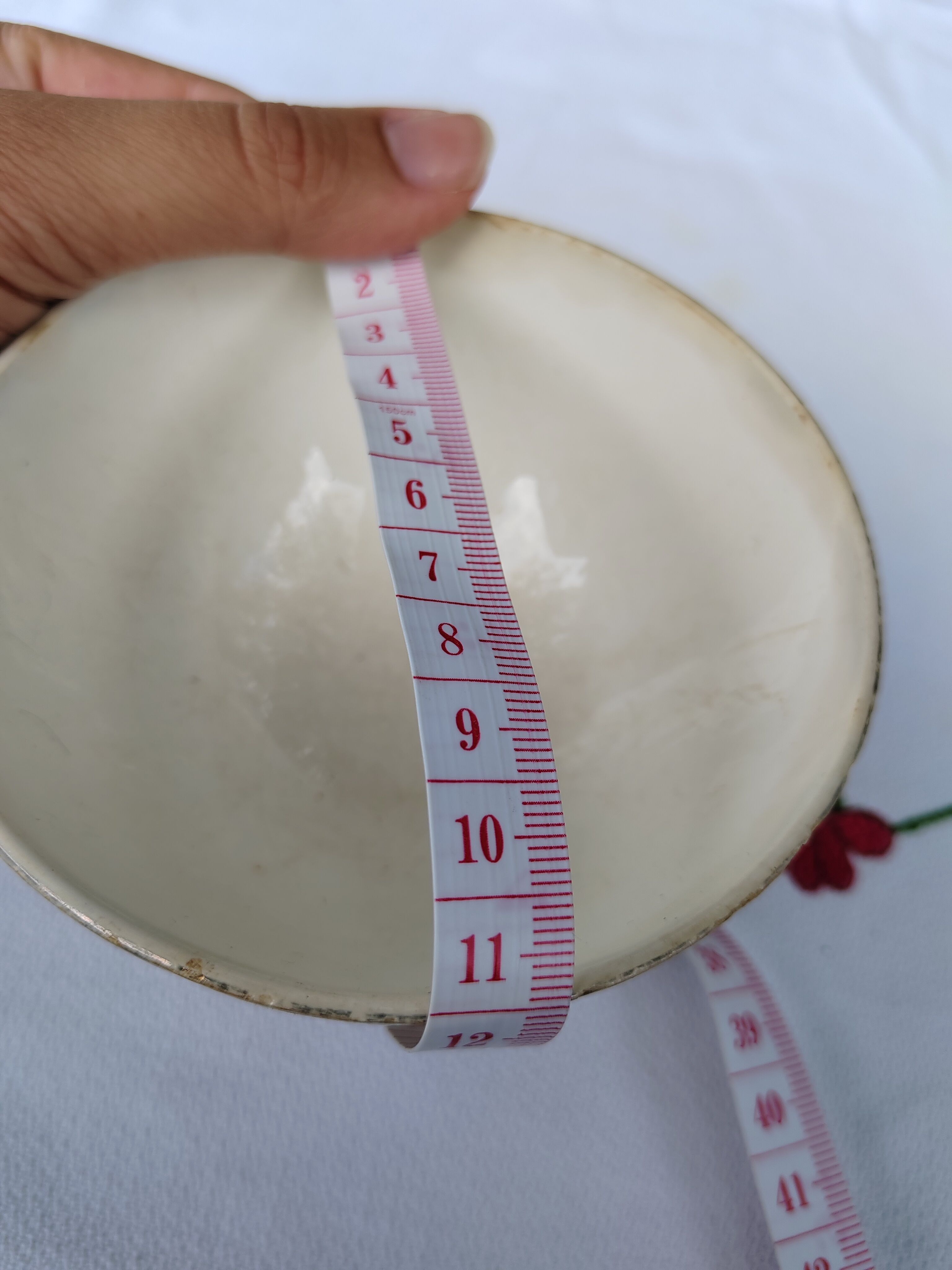 Bowl on pedestal Digoin