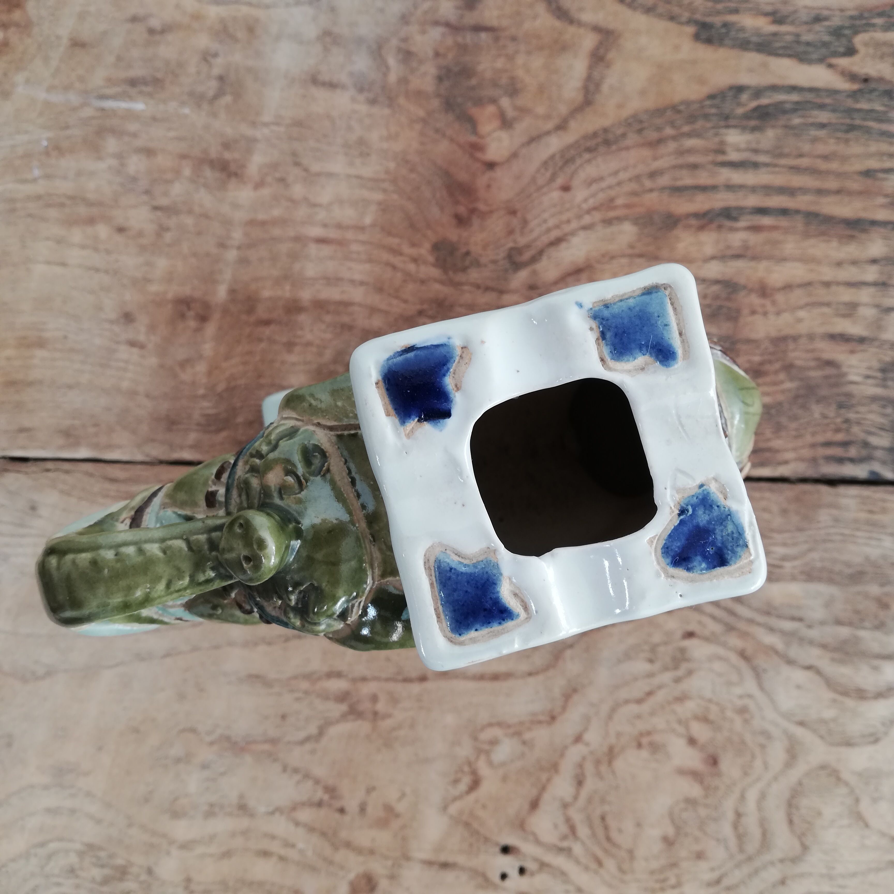Ceramic elephant, green