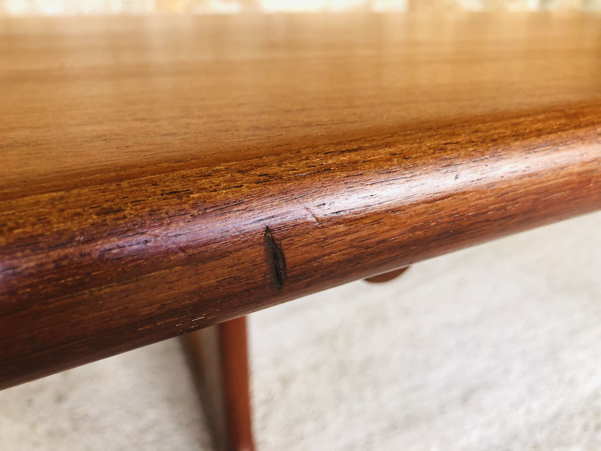 Table basse en teck danoise, Johannes Andersen pour CFC Silkeborg, Circa 60's