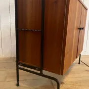 Small piece of furniture on legs